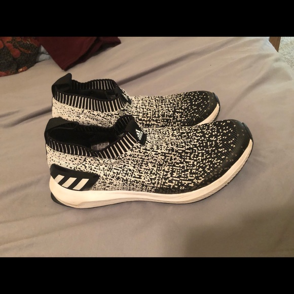 boys adidas slip on shoes